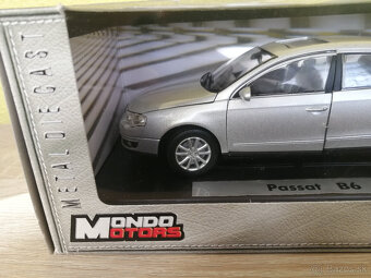 modely 1:24 na predaj (4)(Porsche, BMW, Lamborghini, VW) - 15