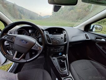 Ford Focus Combi 1.0 EcoBoost Rival X - rodinné auto - 15