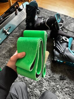 ROSSIGNOL ESCAPER 97/SCARPA F1/DYNAFIT SUPERLITE 150 - 15