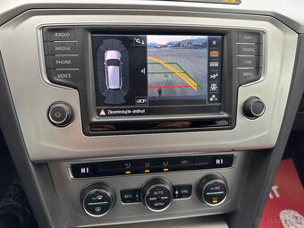 VW Passat B8 2.0 TDi dsg Golf Škoda octavia superb Seat Leon - 15