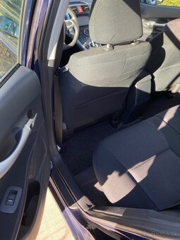 Toyota Auris 1.8 Hybrid/Benzin Executive 2012 - 15