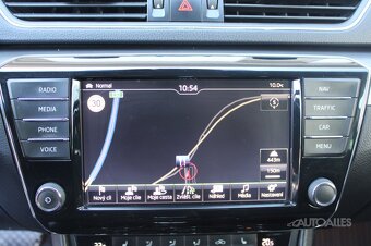 Škoda Superb Combi 2,0 TDi DSG 140 kW 4x4 STYLE, ODPOČET DPH - 15