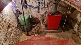 Rodinný dom v obci Jarok - 15