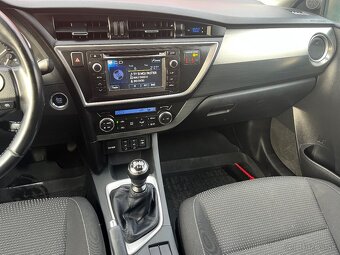 Toyota auris COMBI VELVEMATIC 1,6 Benzín, 97KW, 6MT - 15