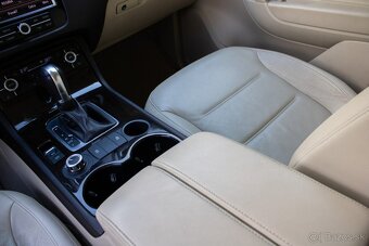 Volkswagen Touareg 3.0 TDI /AJ NA SPLÁTKY/ - 15