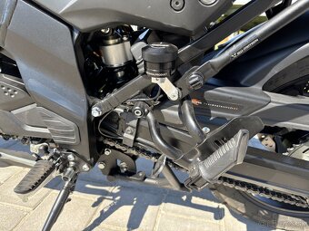 Suzuki DL650 V-Strom 2018 - 15