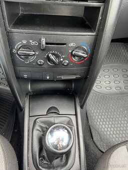 Peugeot 207 1.4 LPG - 15