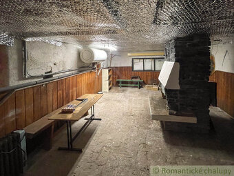 Zrekonštruovaná celoročne obývateľná chata pri Zvolenskej - 15