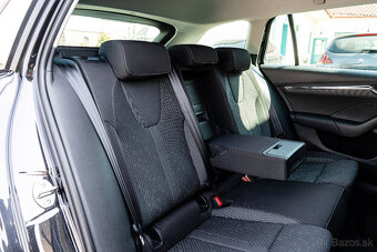 Škoda Octavia Combi 2.0 TDI SCR Style DSG - 15