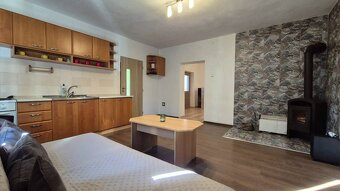 Kovarce - 4 izbový rodinný dom s garážou - 15