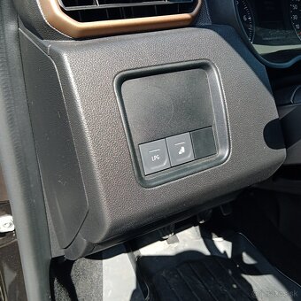 ✅PREVERENÉ VOZIDLO✅ Dacia Duster 1.0, 67Kw, 2023 EXTREME - 15