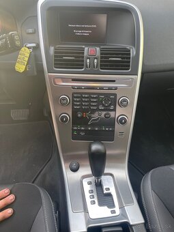 Volvo XC60 2.4D AWD - 15