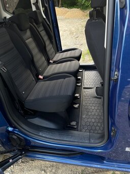 Opel Combo Elegance Plus 1.5 CDTI AT8 (12/2022) - 15