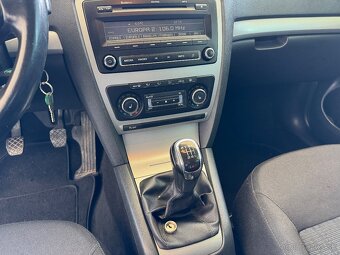 Škoda Octavia kombi 2,0 TDI 4x4 - 15