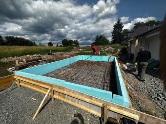 Priemyselná podlaha pancierová podlaha metlickovy Beton - 15