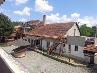 Dom na bývanie a budovy na podnikanie v Lučenci - Opatová - 15
