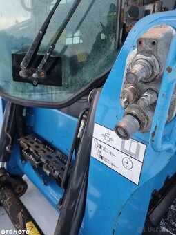 Pásový nakladač Bobcat T770 s nosnosťou 2,5 tony. Americký v - 15