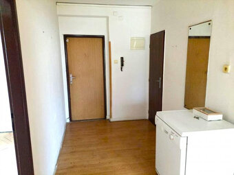 PREDAJ 3 - IZBOVÝ TEHLOVÝ BYT BLÍZKE CENTRUM MESTA - 15