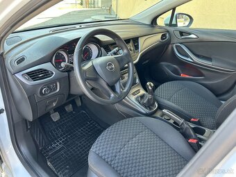 •Opel Astra Turbo Dynamic 105k •Kúpené v SR •len 79 000km - 15