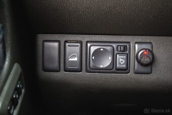 Nissan Pathfinder - 15