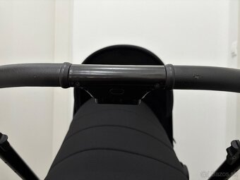 Moon Clicc 2023 s autosedačkou Avionaut cosmo Black- melange - 15