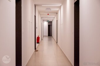 Na predaj 3 izbové byty s loggiou v novostavbe, Poprad - 15