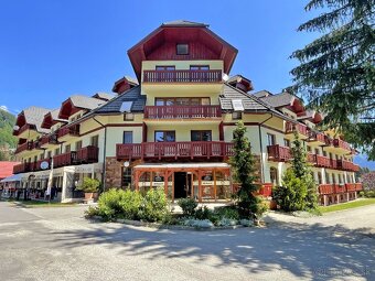 Na predaj priestranný aprtmánový byt s komerčným využitím - 15