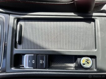 Volkswagen Golf Gti - 15