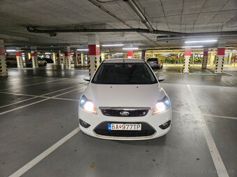 FORD FOCUS MK2 sedan 1.8 TDCI TITANIUM+ - 15