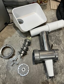 Bosch MUM 56340/06 900W kuchynský robot - 15