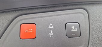 Peugeot 3008 ALLURE 1.2 PureTech 130k EAT6 - 15