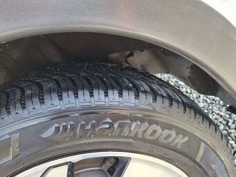 Honda CR-V, 1.6 i-DTEC, 4x4, automat, plná výbava Executive - 15