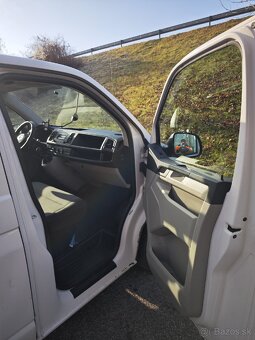 VW Transporter T6 2.0TDi 110 KW M6 10/2018 - 15