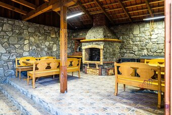 Rodinný dom s bazénom, relax zónou neďaleko Šíravy - 15