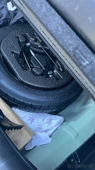 KIA XCEED 1.5 T-GDi GOLD 118 kw - 15