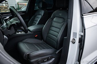 Touareg 3.0 TDI V6 286k R-Line, IQ Light, Pano, Vzduch, DPH - 15