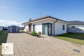 BE.LIVE COMPANY- 4 IZBOVÝ- BUNGALOV-109m2- MILOSLAVOV - 15