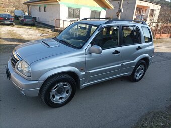 Suzuki Grand Vitara 2.0 td 4x4 - 15