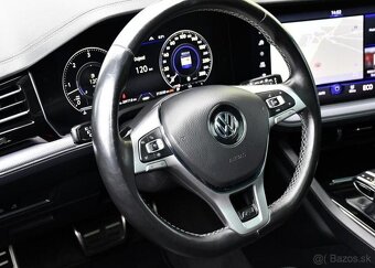 Volkswagen Touareg 3.0TDi R-LINE PANO TAŽNÉ AIR 210 kw - 15