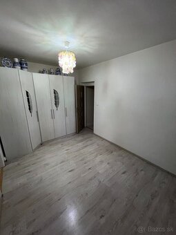 Ponúkame na predaj 3-izbový byt v Handlovej - 15