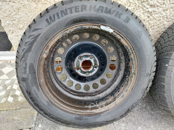 Plechové disky 6 1/2 J x 16H2 IS39 + 205/60 R16 Firestone W - 15