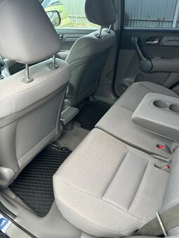 Honda CR-V 2.4 i-VTEC benzín 4x4 automat - 15