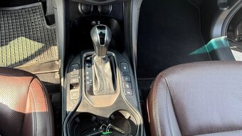 Hyundai Grand Santa Fe 2.2 CRDi VGT 4x4 Premium - 15