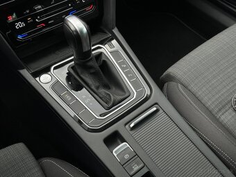 Volkswagen Passat Variant 2.0tdi DSG - 15