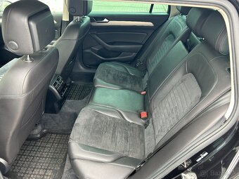 Volkswagen Passat Variant 2.0 TDI BMT Highline DSG - 15