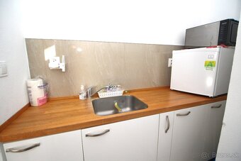 PRENÁJOM podnikateľský priestor 99 m² v Bánovce n/B. - 15