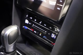 VW Passat B8 GTE Kombi Hybrid 160kW DSG - záruka Autodraft - 15