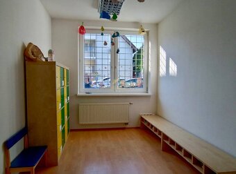 Polyfunkčný objekt s vlastným parkovaním, Mierová ulica, BA - 15