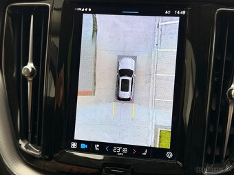 TOP Predaj Volvo XC60 B4(D) ZÁRUKA do 8.3.2028 - 15