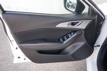 39-Mazda, 3, 2017, nafta, 2.2 D, 110kw - 15